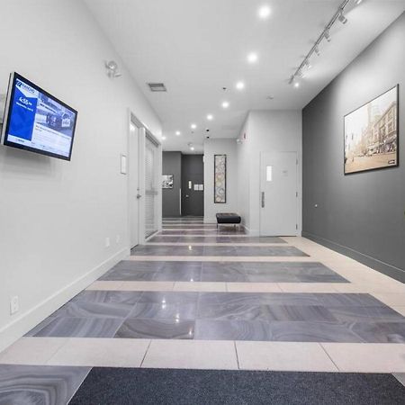 Top Floor Unit On Granville Strip Yaletown Area Vancouver Zewnętrze zdjęcie