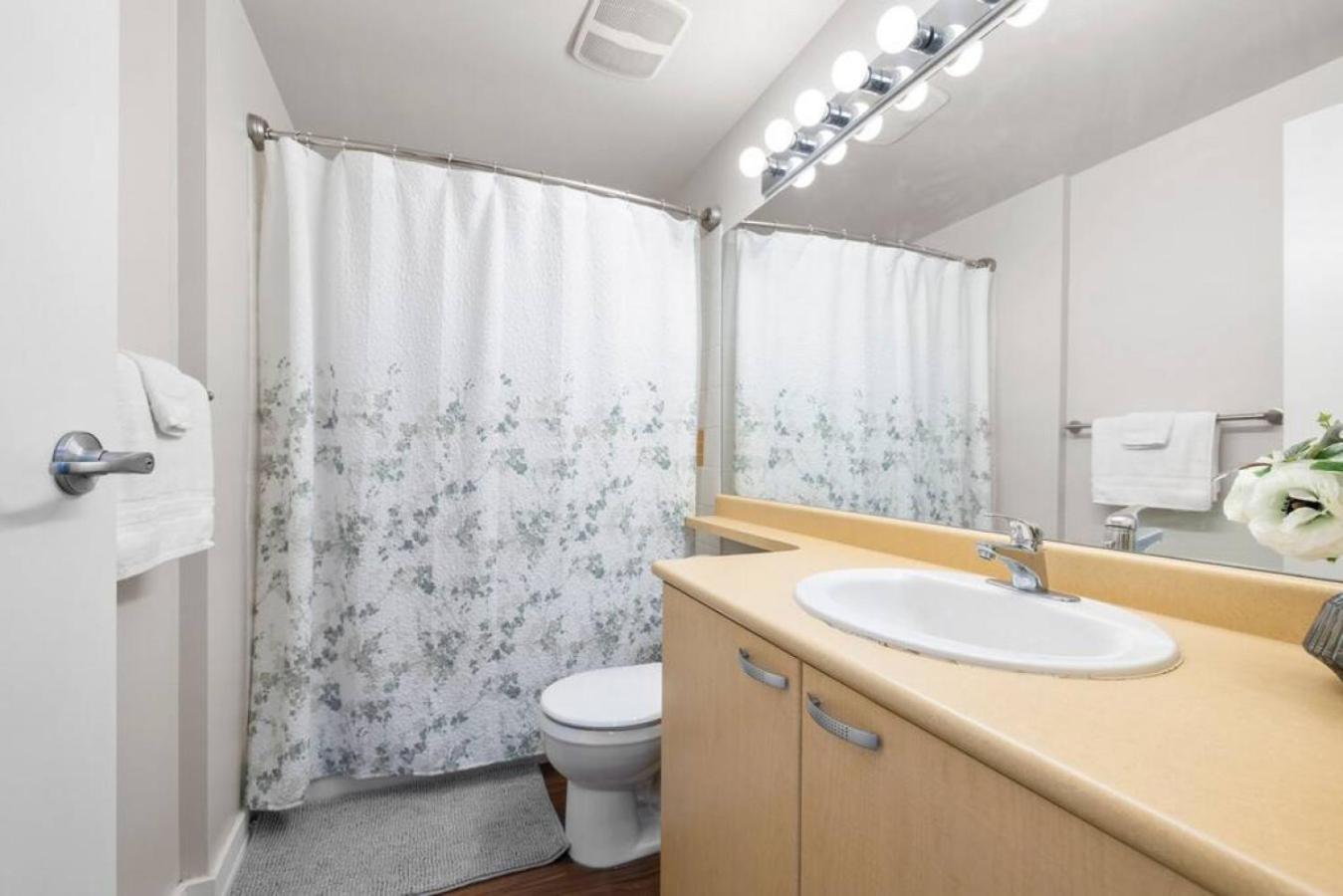 Top Floor Unit On Granville Strip Yaletown Area Vancouver Zewnętrze zdjęcie